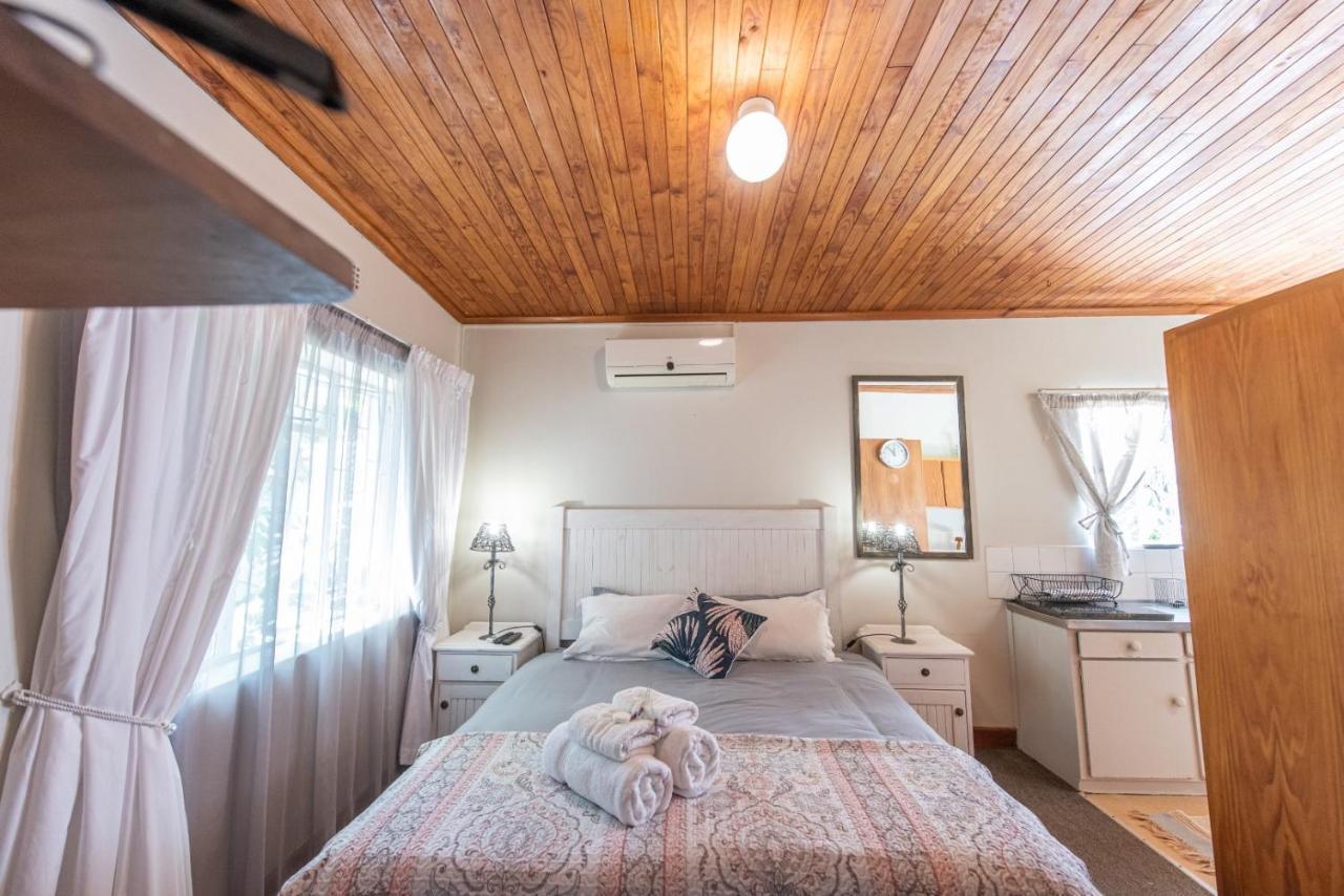 Leo Guest House Robertson Eksteriør billede